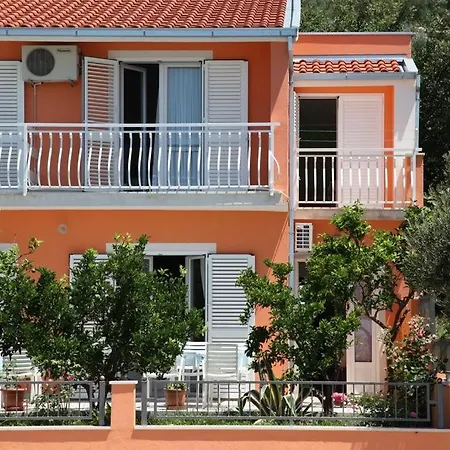 Apartment In With Sea View, Terrace, Air Conditioning, Wifi 849-2