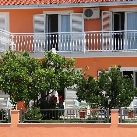 Apartment In With Sea View, Terrace, Air Conditioning, Wifi 849-2 *